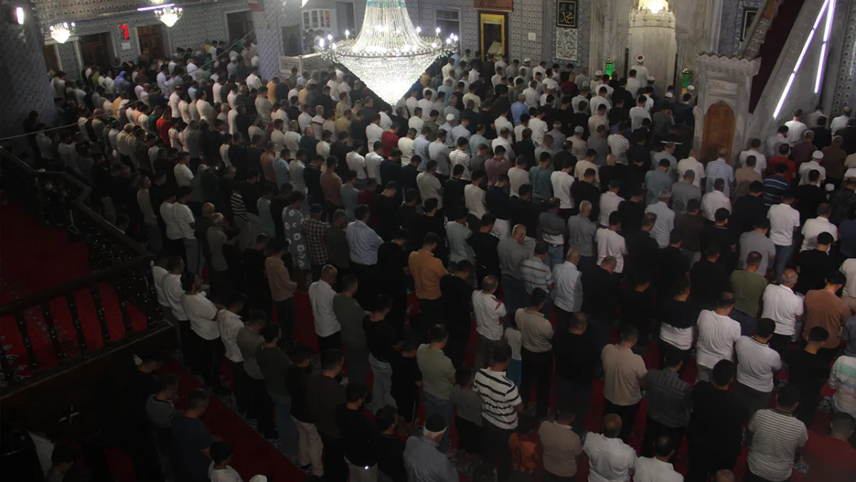 Urfa'da Mevlit Kandili camilerde idrak edildi!