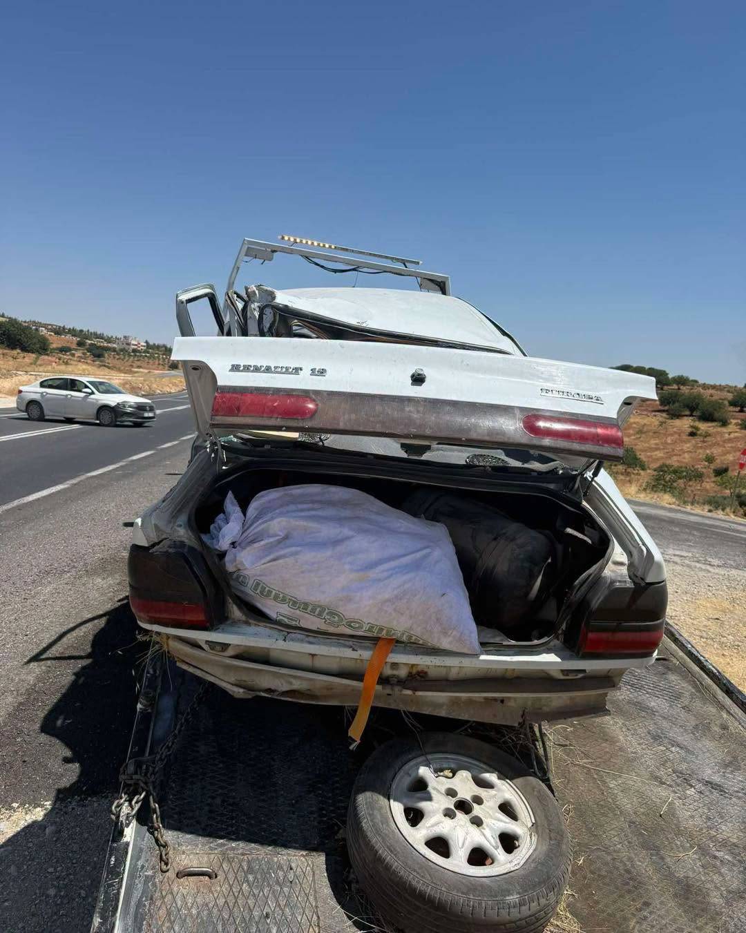 Suruç'ta kontrolden çıkan araç araziye savruldu!