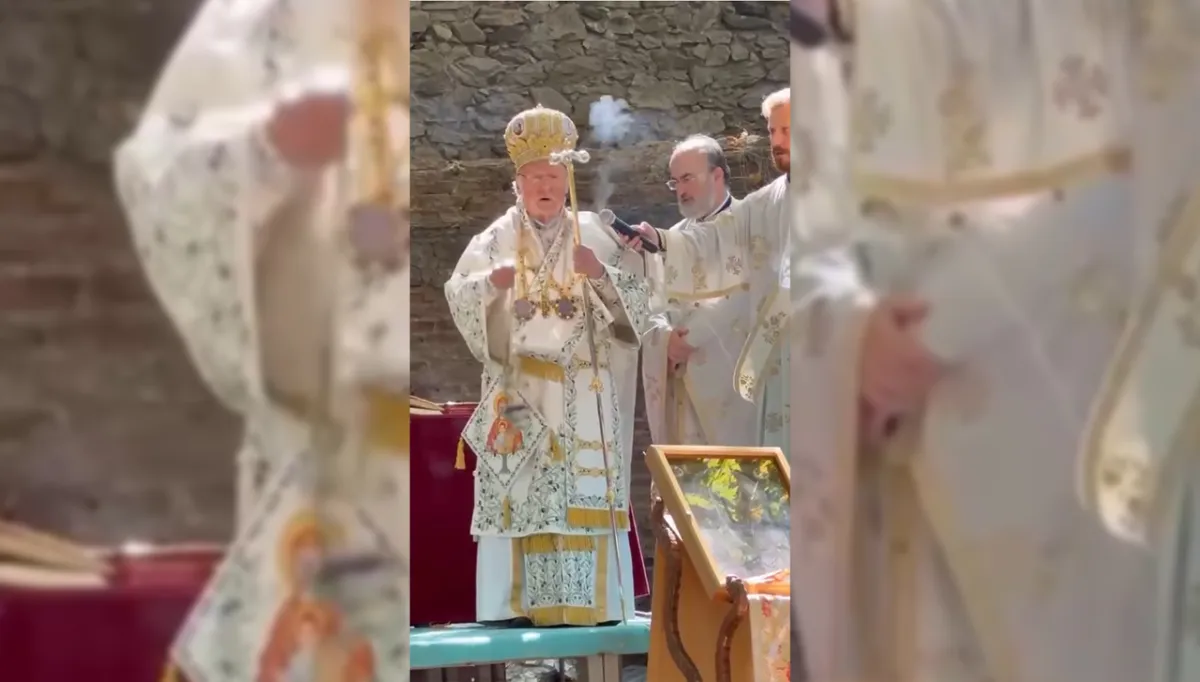 Patrik Bartholomeos Erdek’te ayin yönetti!