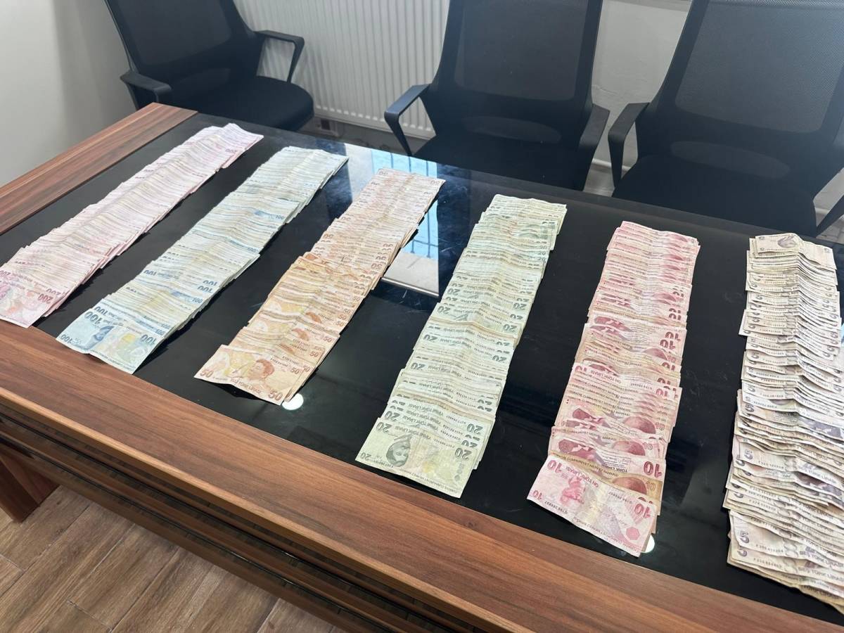 Urfa'daki dilencinin üzerinden çıkan para şok etti!