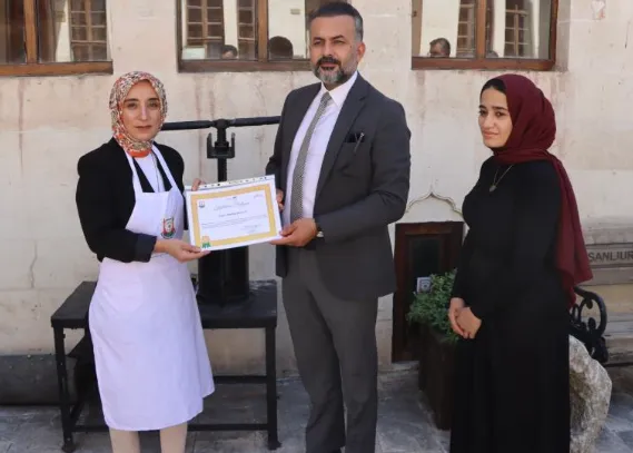 Unutulmaya yüz tutan Urfa lezzetleri genç kuşaklara aktarılıyor