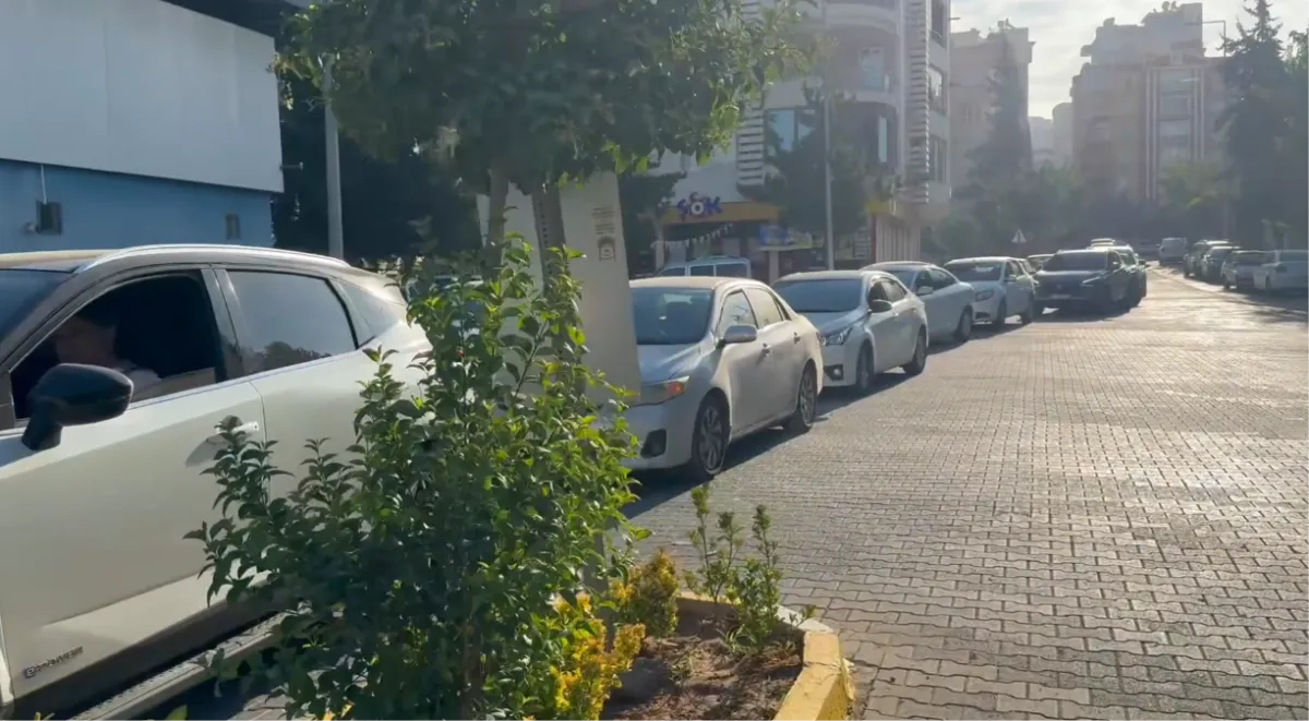 Şanlıurfa’da o yol tıkandı: Milletvekili Tanal ateş püskürdü!