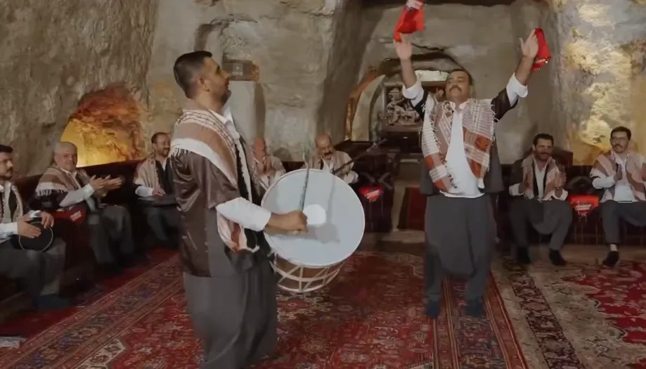 Heyecanlandıran Şanlıurfa paylaşımı: “Çiğ köfteler yoğrulmaya başlandı”