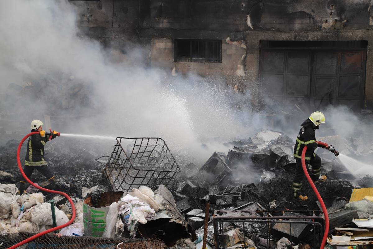 Şanlıurfa’da korkutan yangın için ekipler seferber oldu