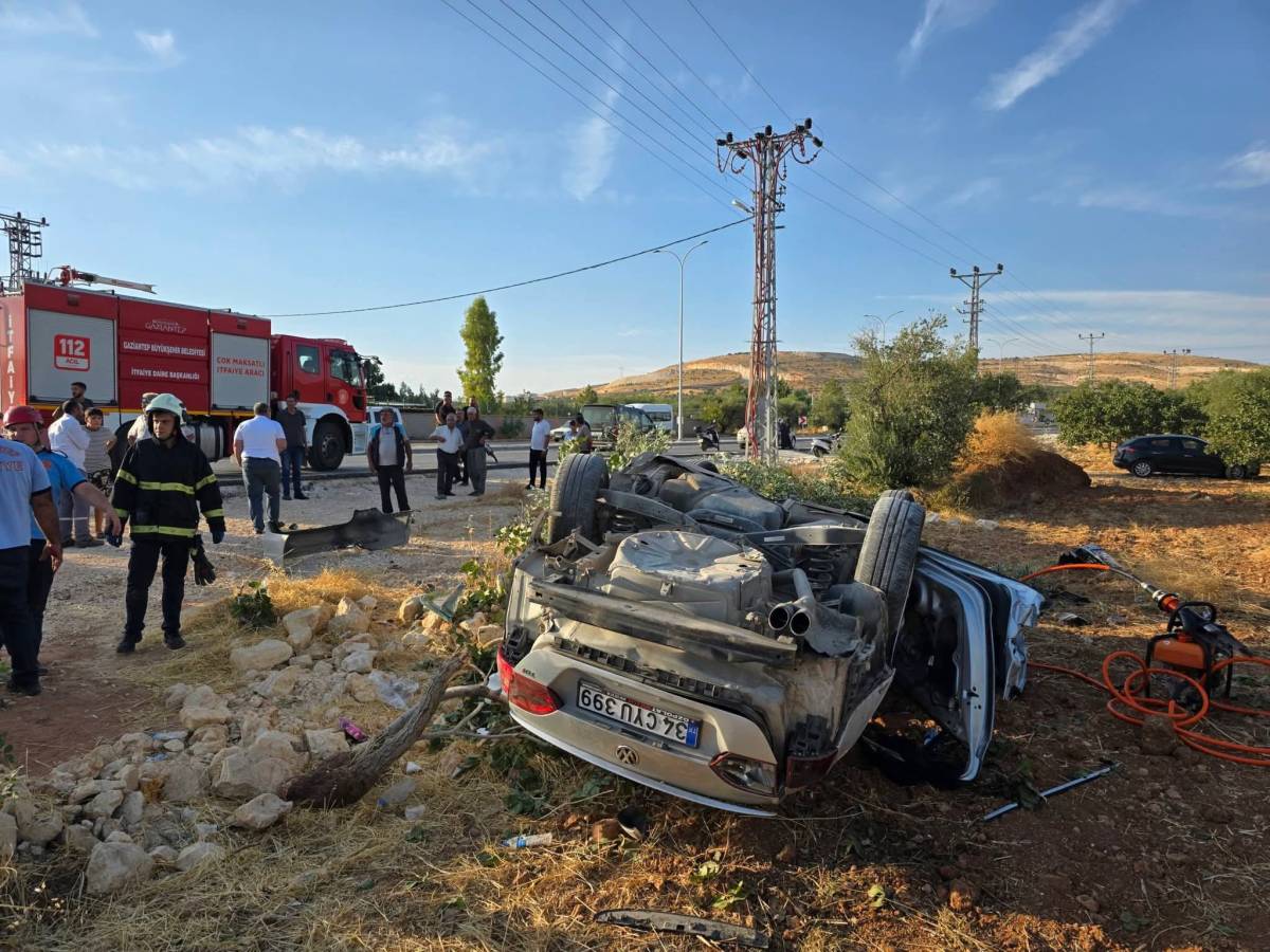 Feci kaza: Ölü ve yaralılar var!