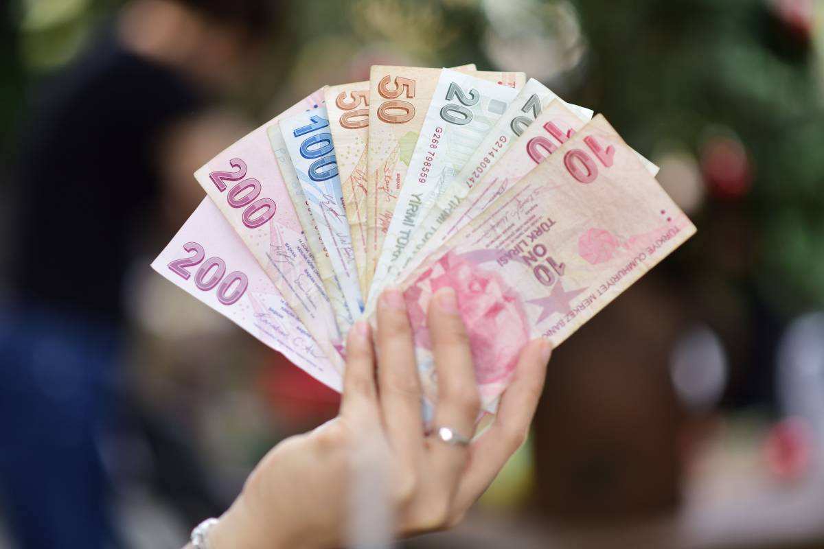 Enflasyonu açıklandı: Memur ve emekliler ne kadar zam alacak?