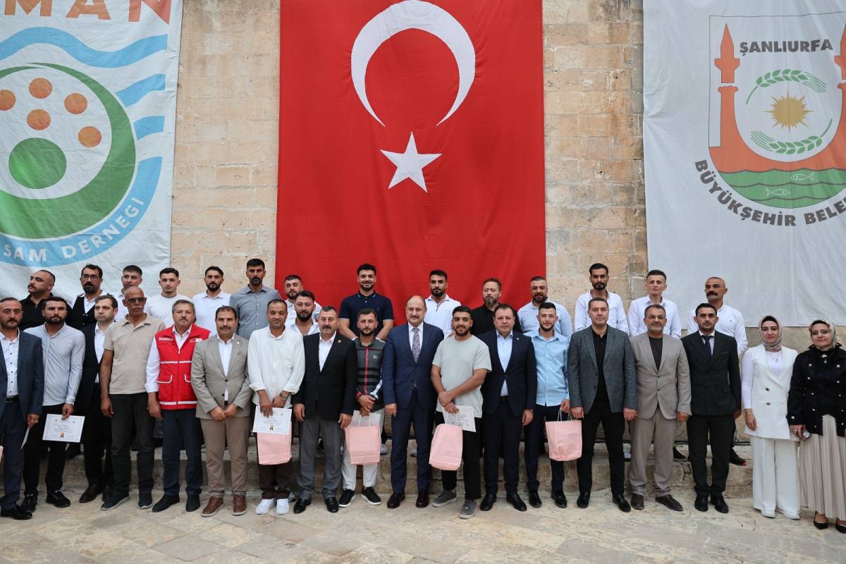 Şanlıurfa’da umut büyüyor: Liman ayık’ta 24 genç daha mezun oldu!