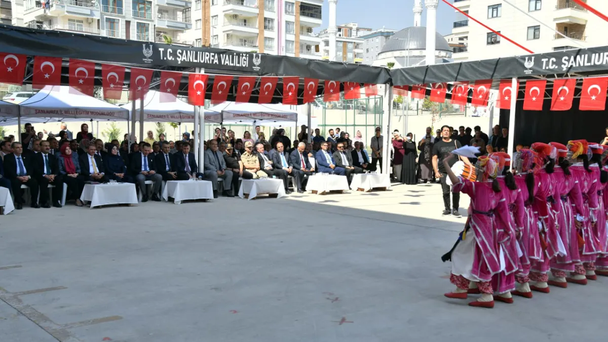 Urfa'da ilk ders zili çaldı!